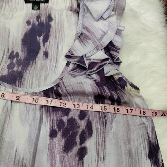 Banana Republic Purple Print Silk Ruffle Sleeveless Blouse Women's Size Medium - Picture 9 of 10